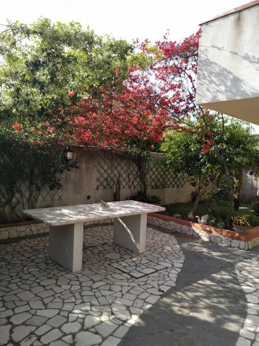 オロゼーイGollai Houseアパートメント エクステリア 写真